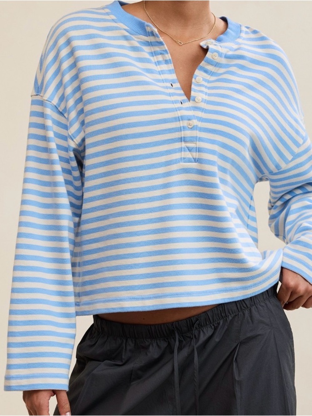Aerieβ’Alumni Henley Sweatshirtβ’Size Sβ’NWT